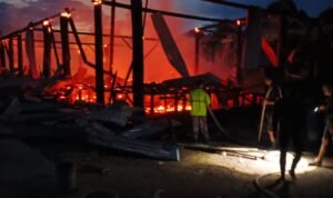 Kebakaran Hanguskan Tiga Rumah Warga di Long Peso, Kerugian Ditaksir Capai Rp700 Juta