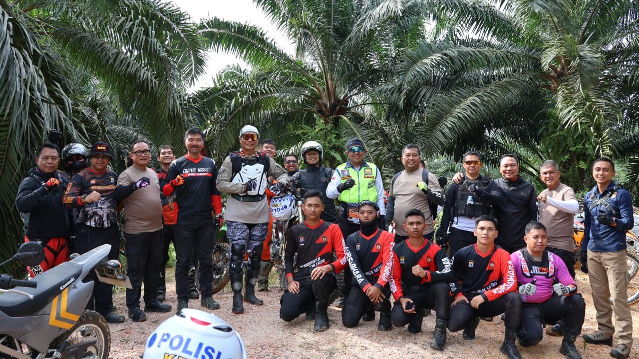Terjang Jalur Terjal dan Kebun Sawit, Kapolda Kaltara Pimpin Patroli Roda Dua ke Pelosok Bulungan