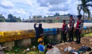 Perkuat Keamanan di Pusat Keramaian, Ditsamapta Polda Kaltara Gelar Patroli Dialogis di Tanjung Palas